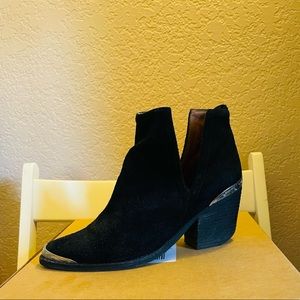 Jeffrey Campbell - Cromwell Cowboy Cutout Booties in Black Suede | Size 8